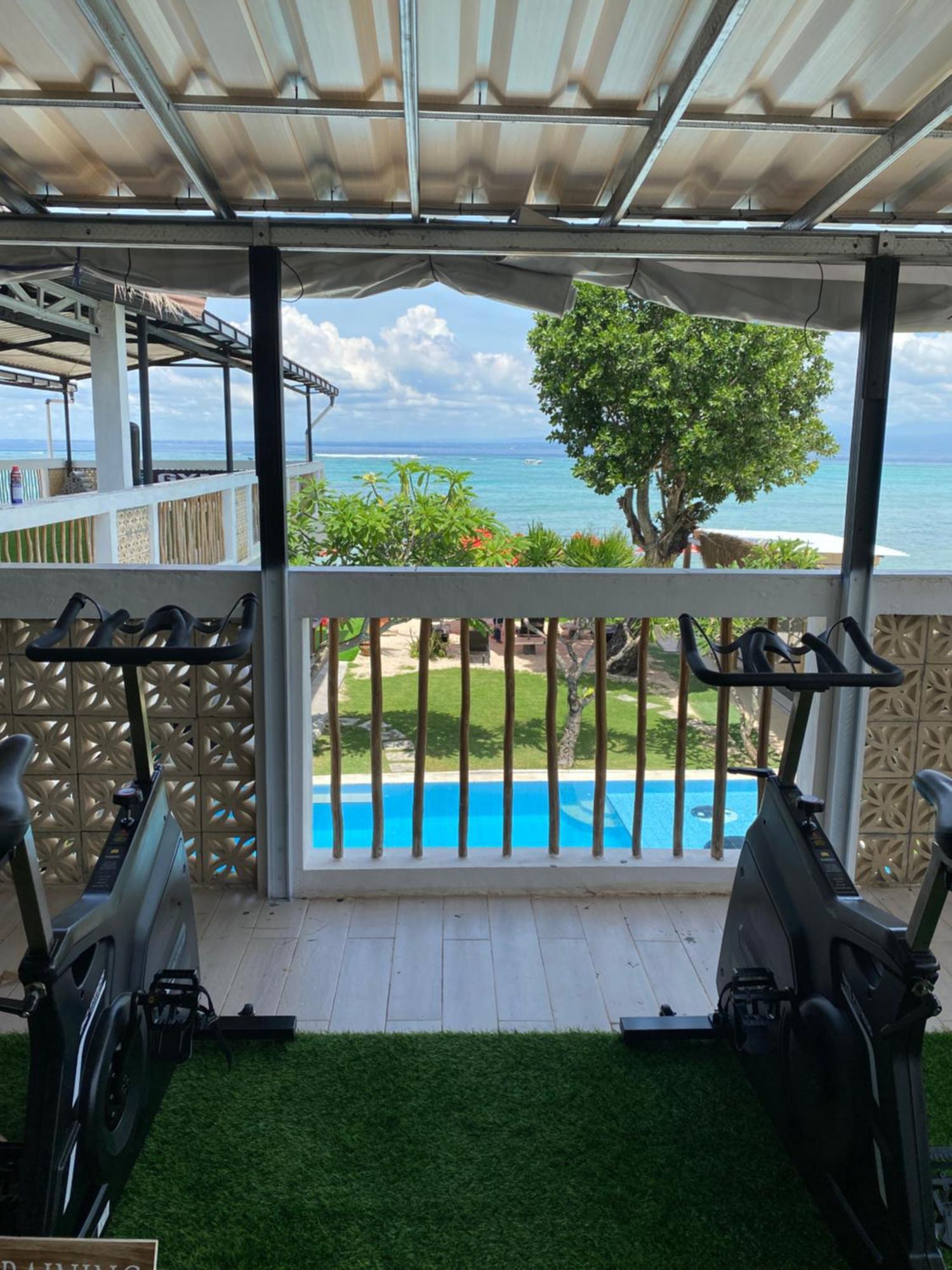 3 Monkeys Lembongan Studio Apartments Gym Recovery Centre Екстериор снимка